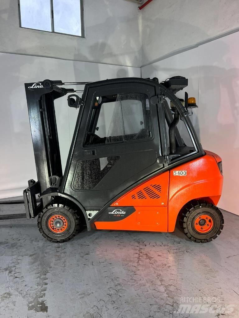 Linde H 25 D Diesel Trucker