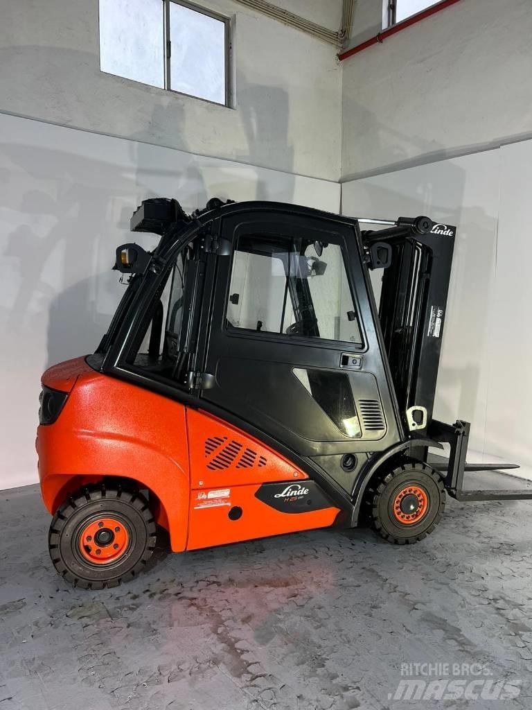 Linde H 25 D Diesel Trucker