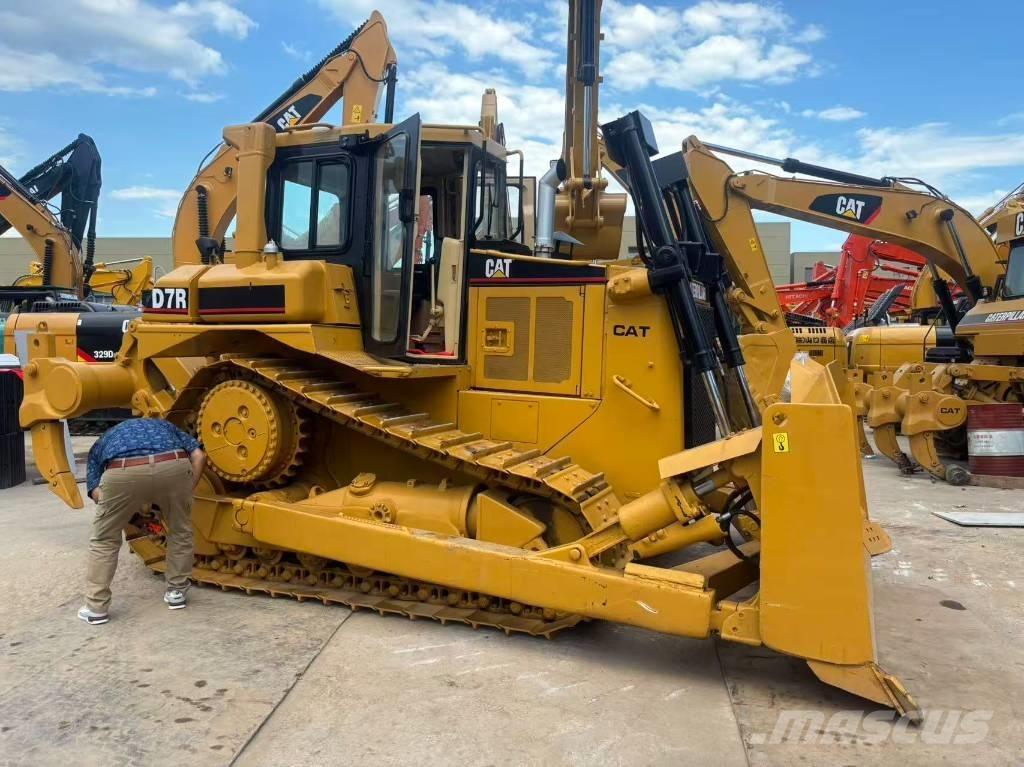 CAT D 7 R Dozere Beltegående