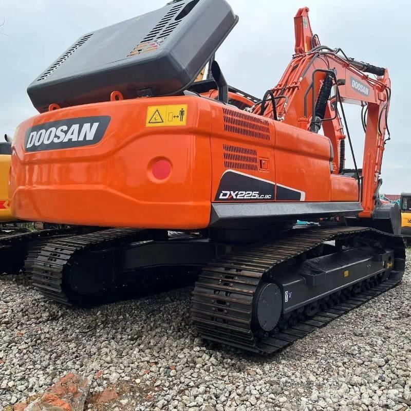 Doosan DX 225 Beltegraver