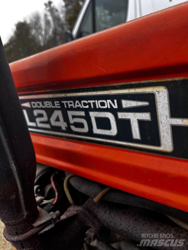 Kubota L 245 Kompakttraktorer