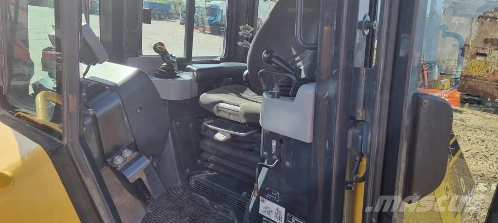 Komatsu D 51 PX-22 Dozere Beltegående