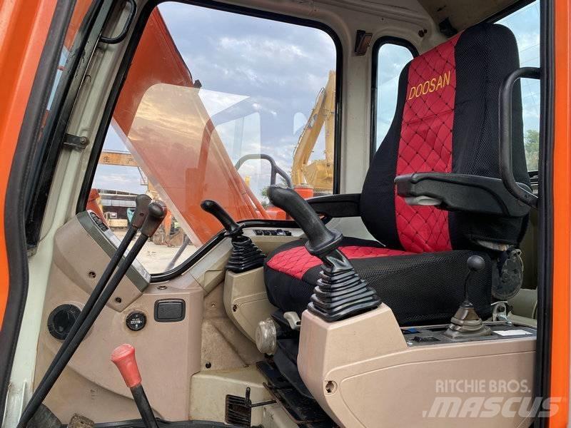 Doosan DH80G Beltegraver