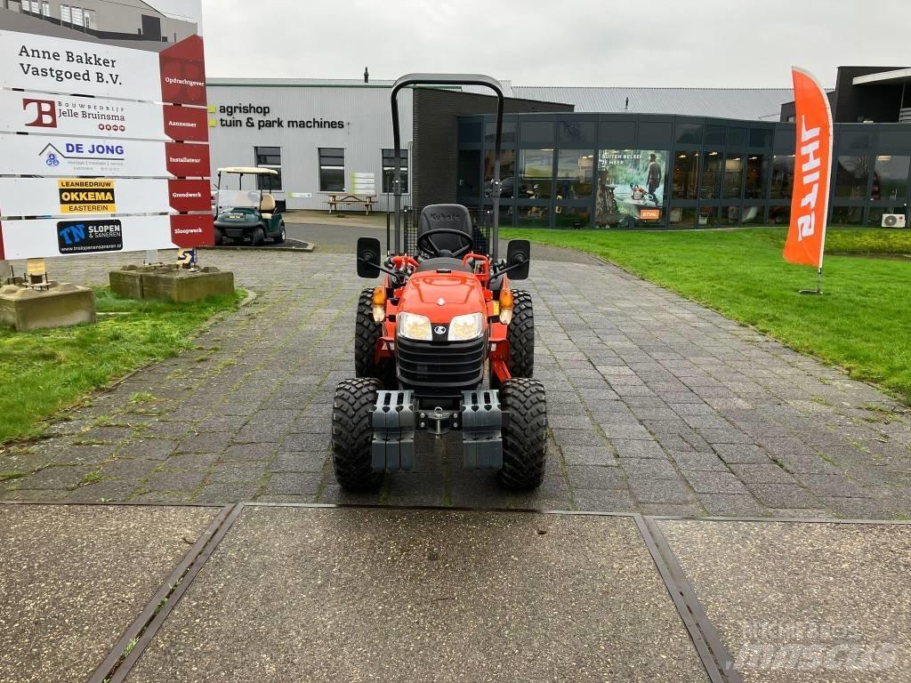 Kubota B1-240 Traktorer