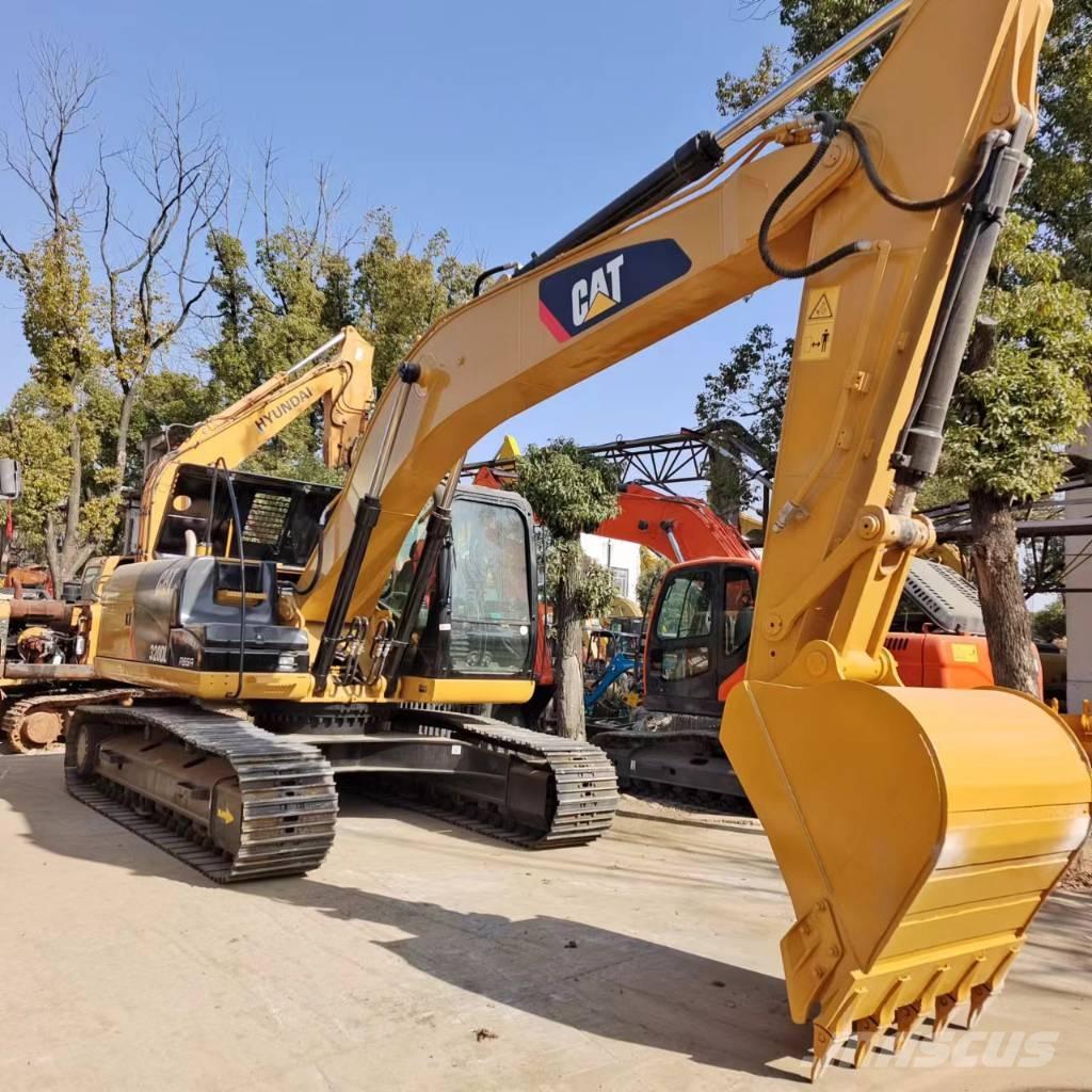 CAT 320 D L Beltegraver