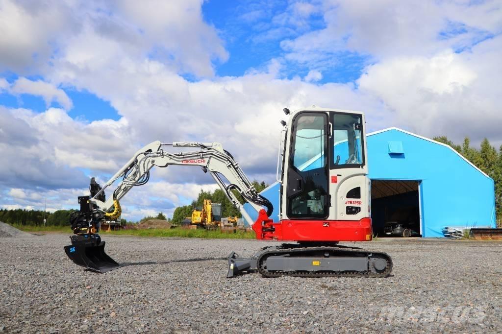 Takeuchi TB325R Minigravere <7t