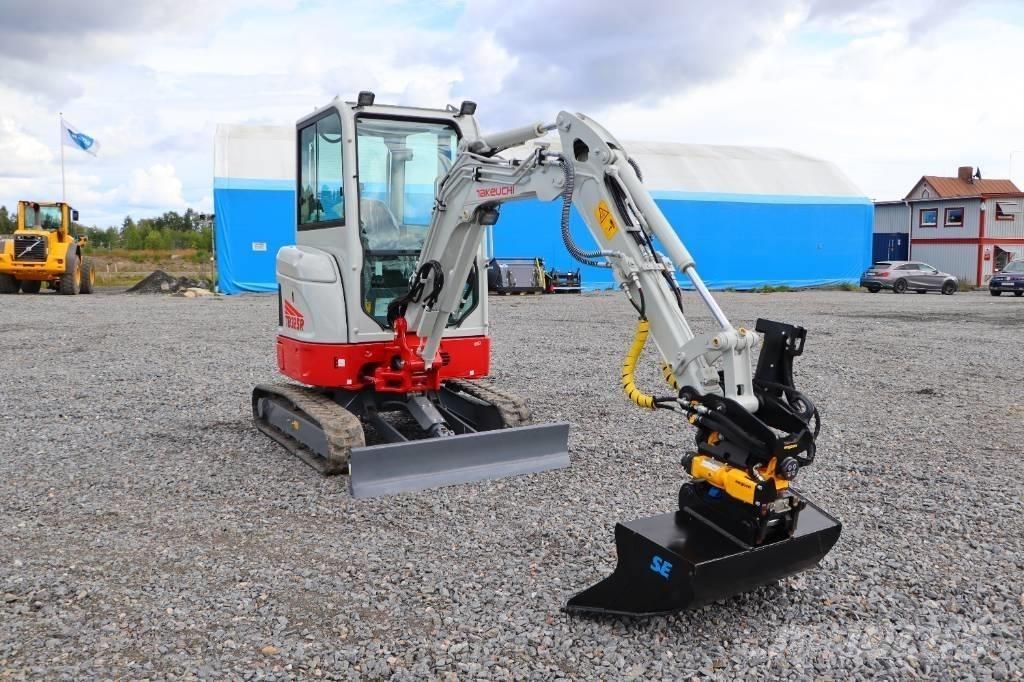 Takeuchi TB325R Minigravere <7t