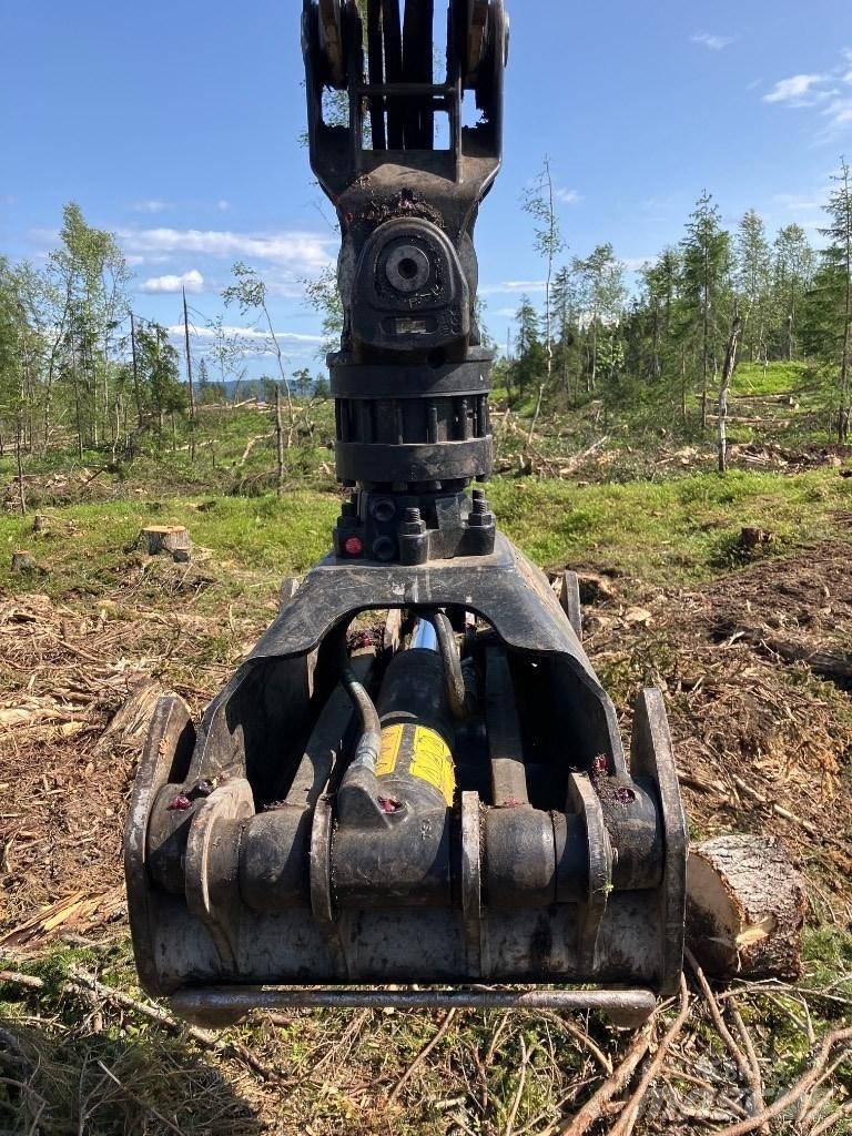Komatsu 895 Lassbærere