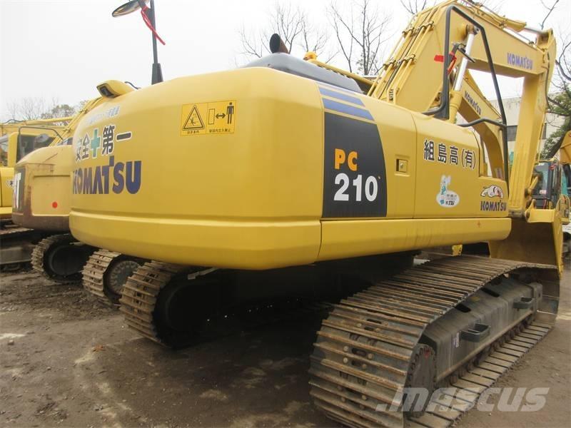 Komatsu PC 210 LC Beltegraver
