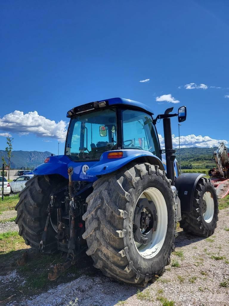 New Holland TG 285 Traktorer