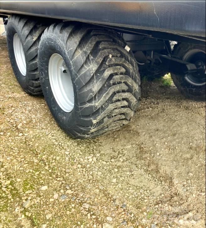 Palmse Trailer B3800 Rundballehengere