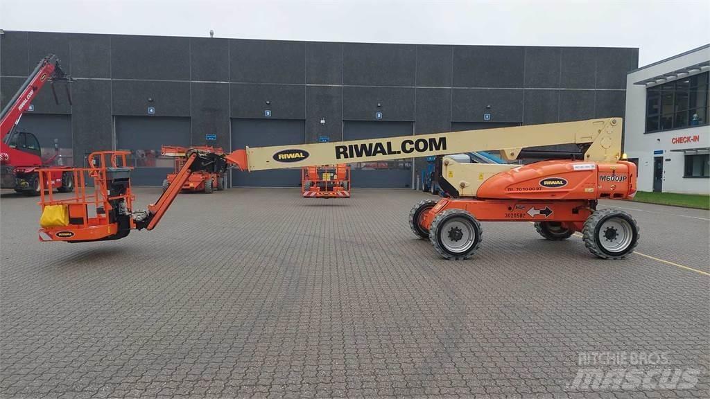 JLG M600JP Teleskop bomlifter
