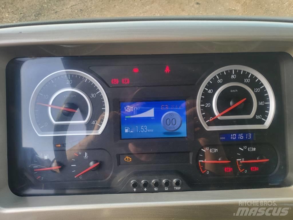 Jinwoo JW450 Bilmontert lift
