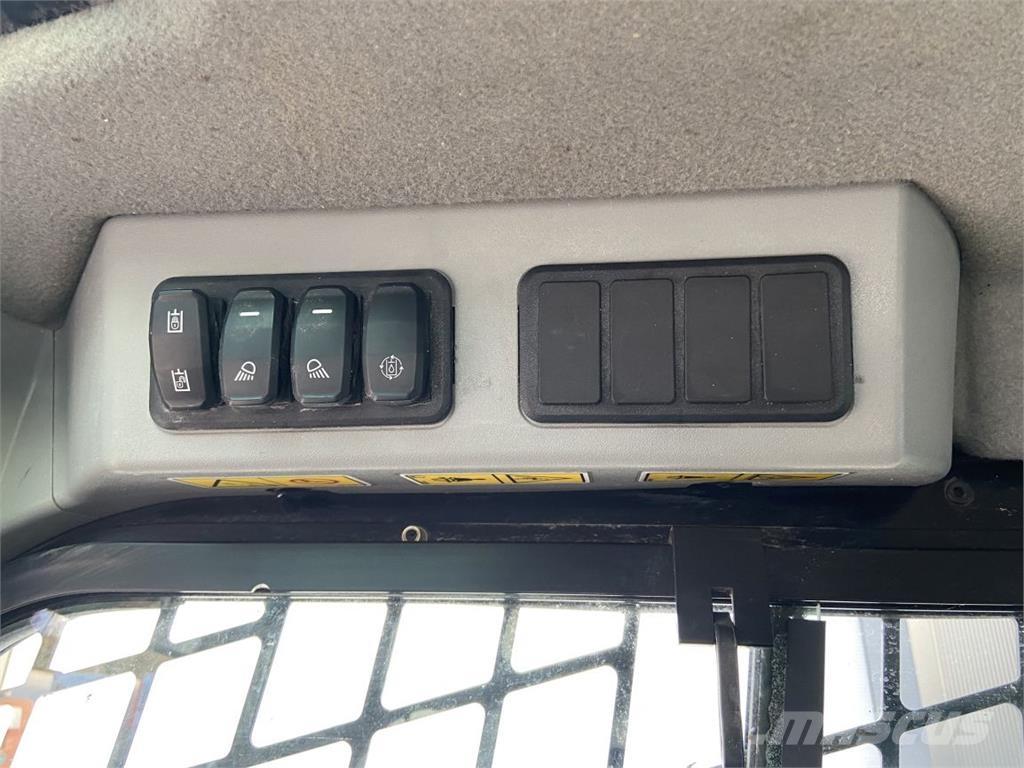 CAT 226 D3 (5867) Kompaktlastere