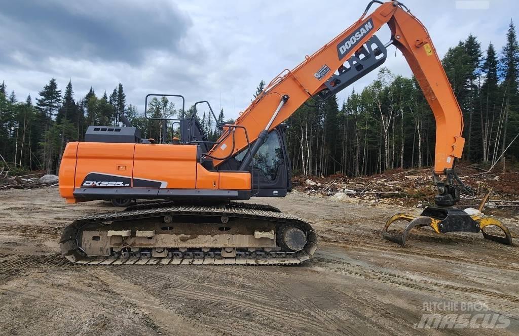 Doosan DX 225 LC-5 Beltegraver