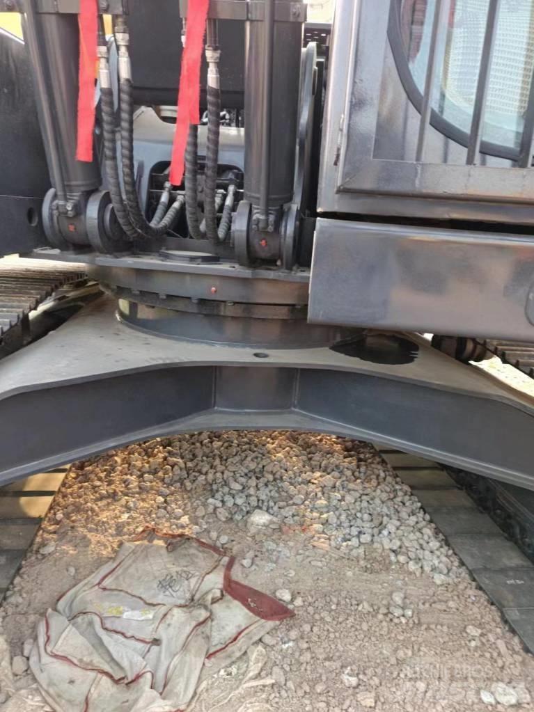 Volvo EC 140 Beltegraver