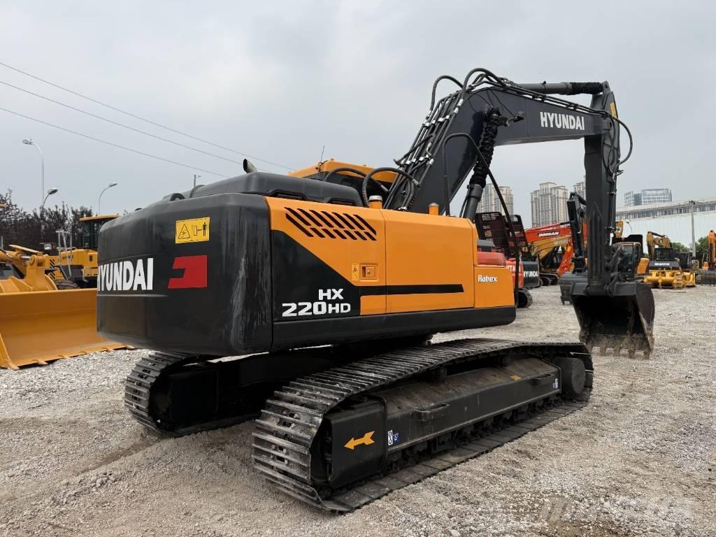 Hyundai HX 220 Beltegraver