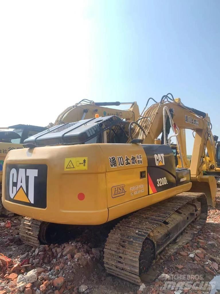 CAT 320 D L Beltegraver