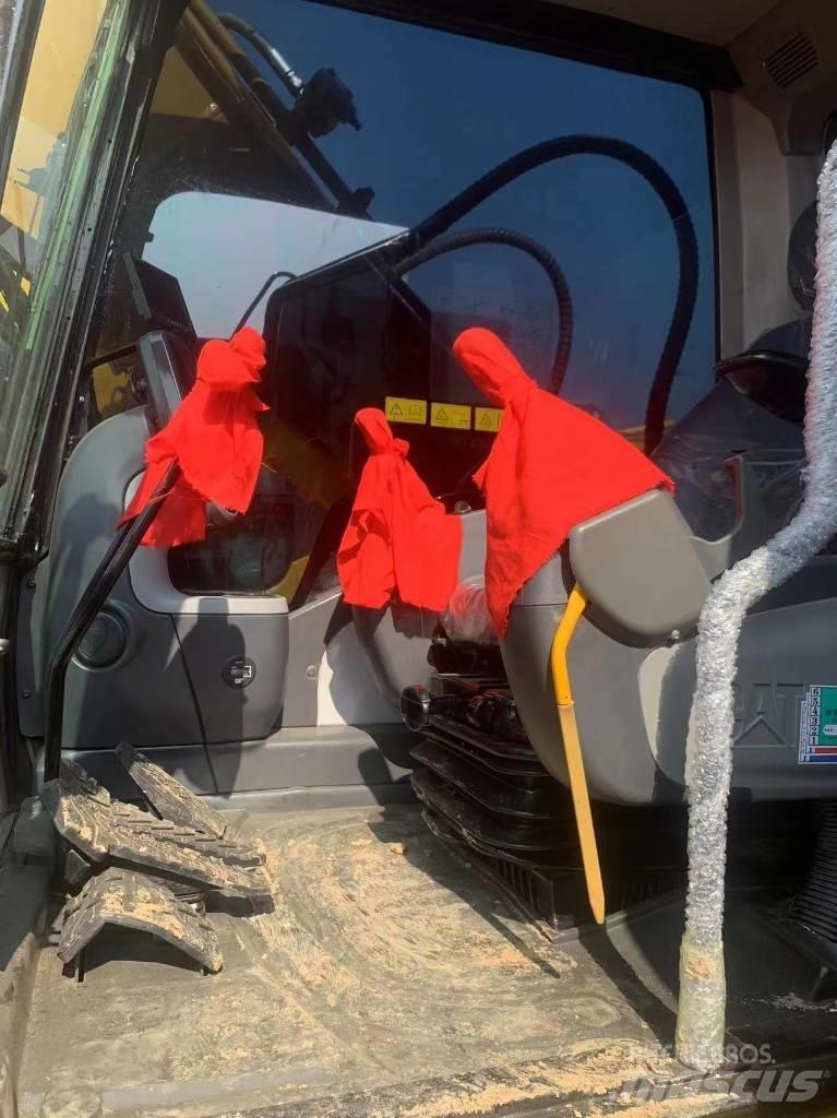 CAT 320 D L Beltegraver