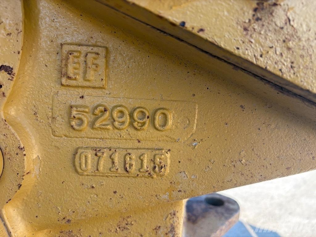 CAT D 6 T LGP VPAT Dozere Beltegående