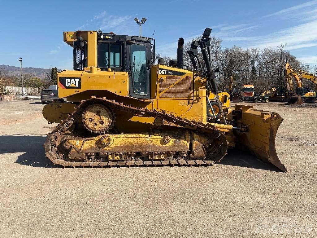 CAT D 6 T LGP VPAT Dozere Beltegående