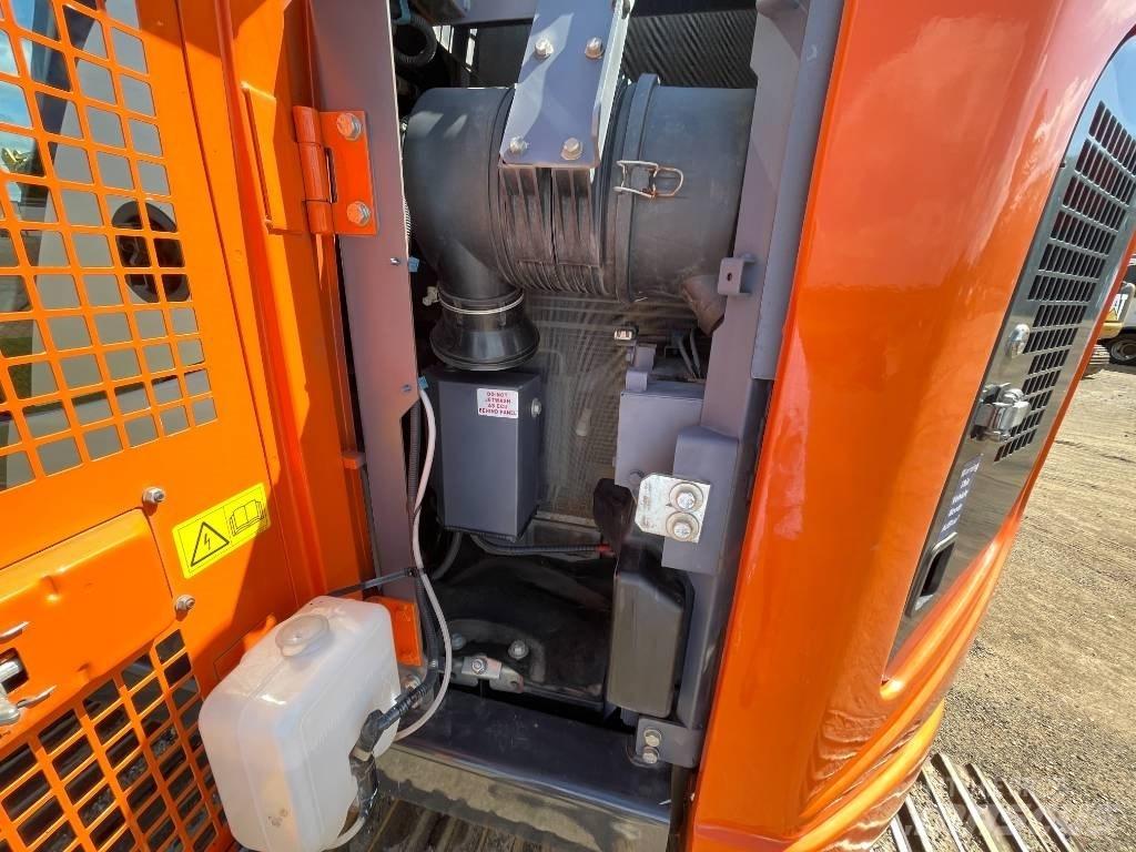Hitachi ZX 135 US-6 Beltegraver