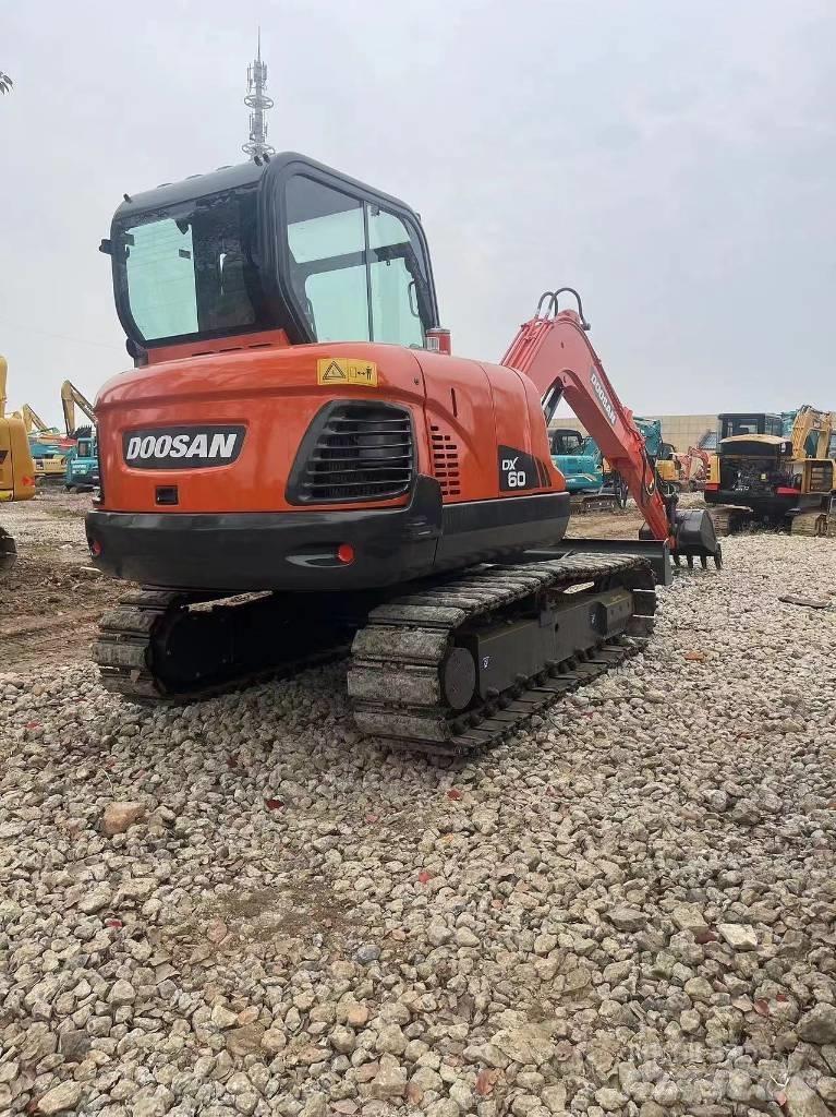 Doosan DX60 Minigravere <7t