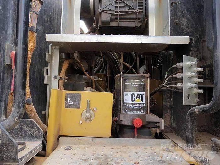 CAT M320F Spesialtilpassede gravemaskiner