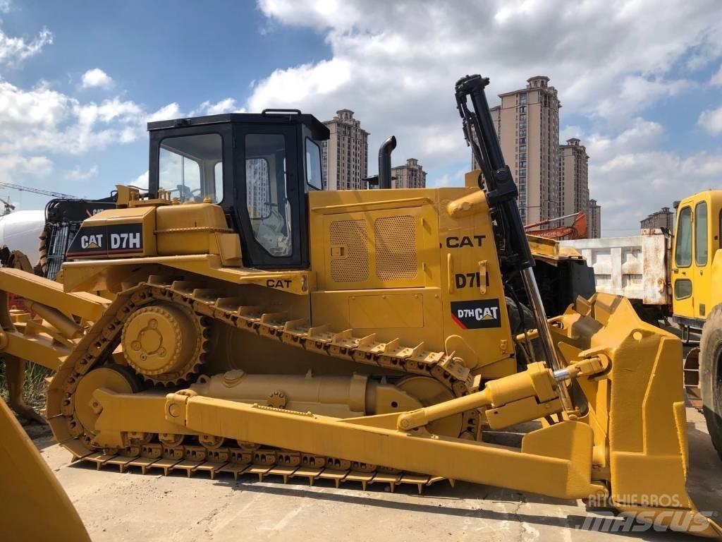 CAT D 7 H Dozere Beltegående