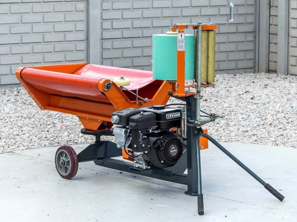  Komondor 36051 Rundballepresser