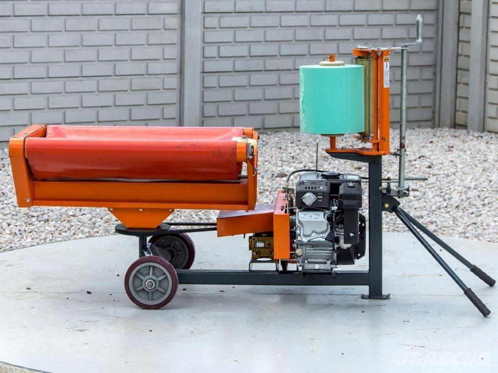  Komondor 36051 Rundballepresser