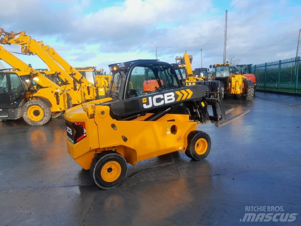 JCB 35-26D 4WD Diesel Trucker