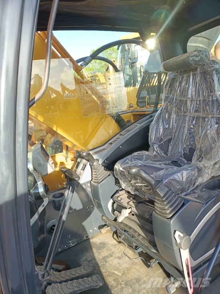 Hyundai R220LC-9S Beltegraver