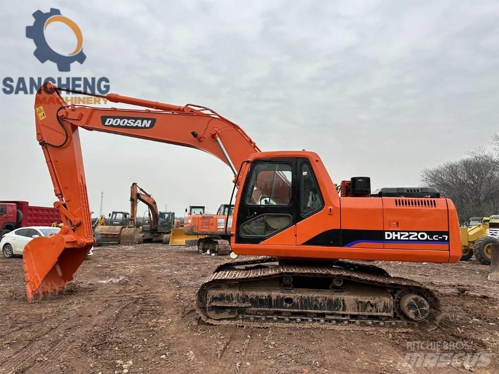 Doosan DX 220 Beltegraver