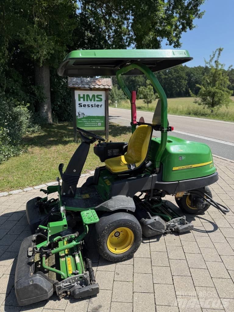 John Deere 2500 E Green klippere