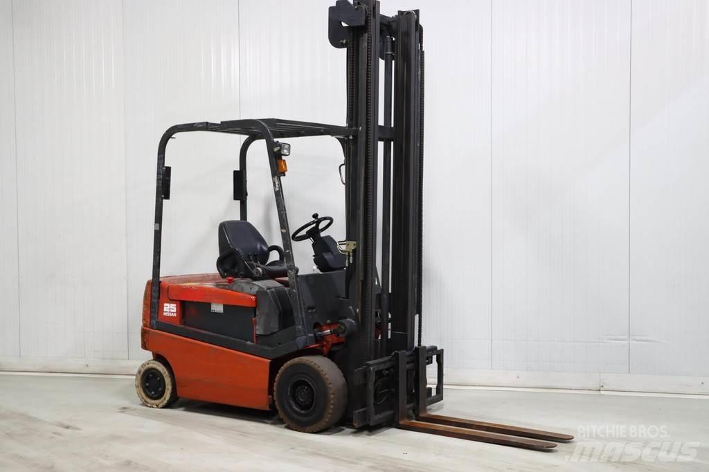 Nissan Q02L25CU Elektriske trucker