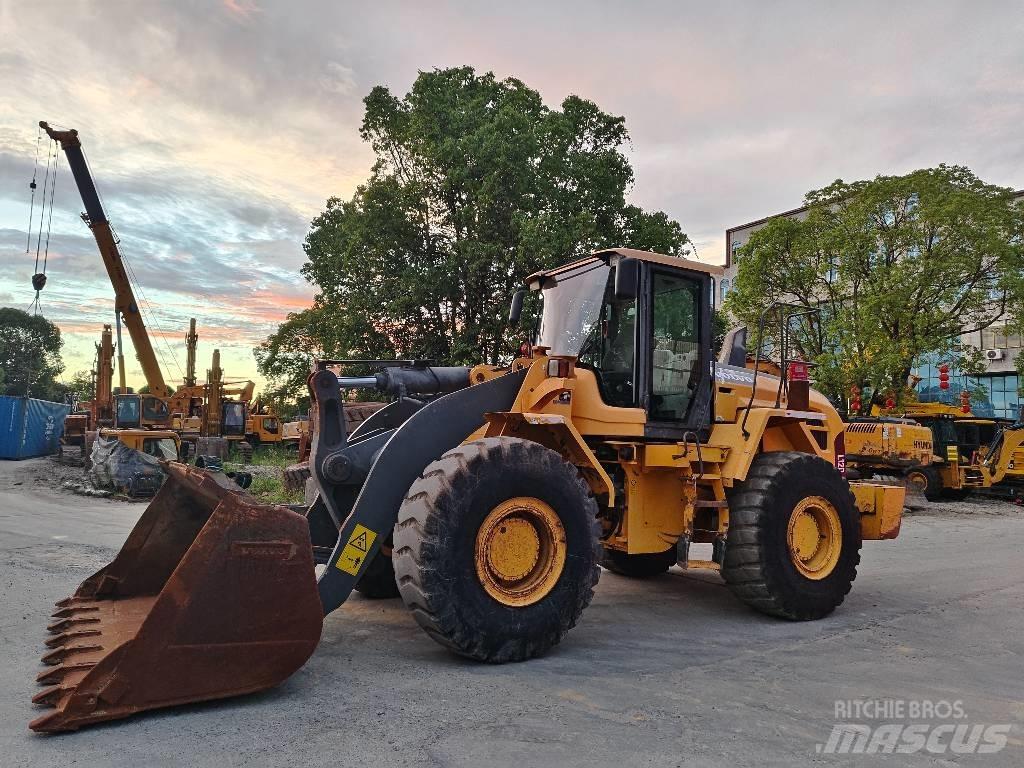 Volvo L 120 Hjullastere