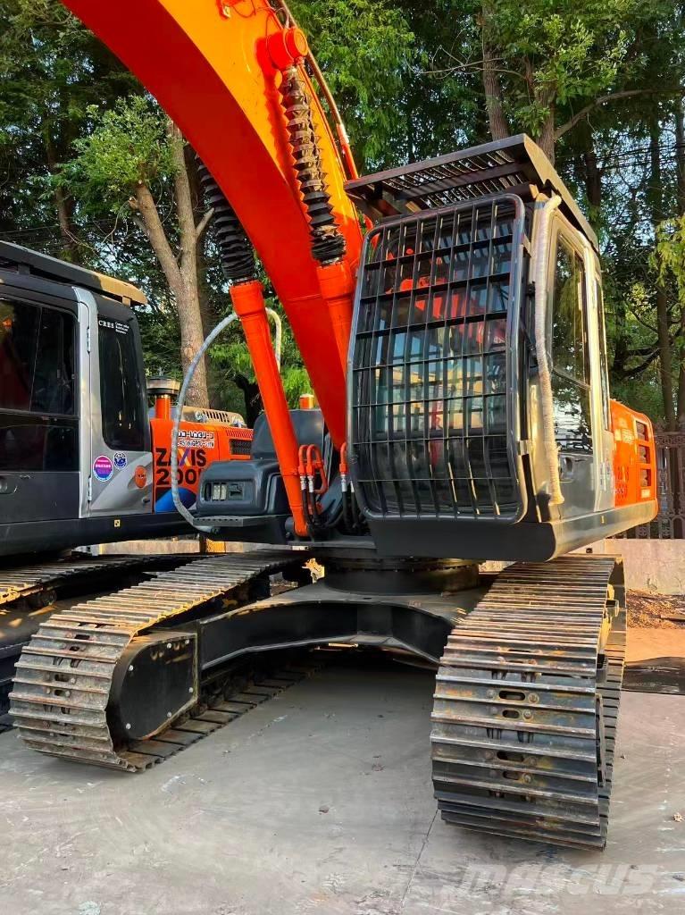 Hitachi ZX 200-3 Beltegraver