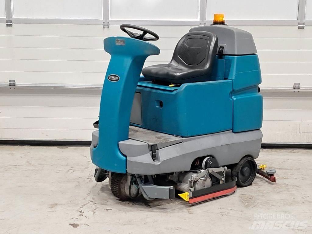 Tennant T7 Innendørs feiemaskiner