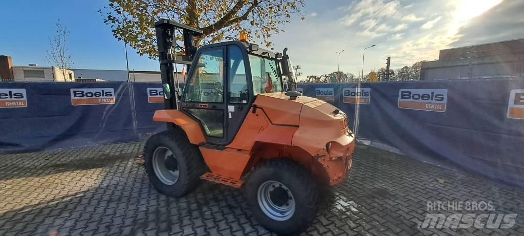 Manitou M30-4 Diesel Trucker