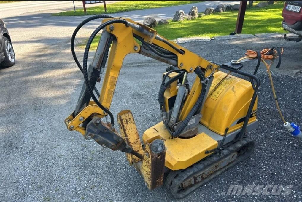 Brokk 40 Gravemaskiner for riving