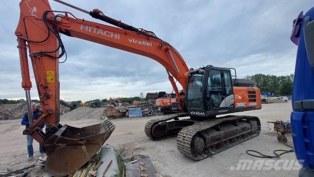 Hitachi ZX 300 LCN-7 Beltegraver