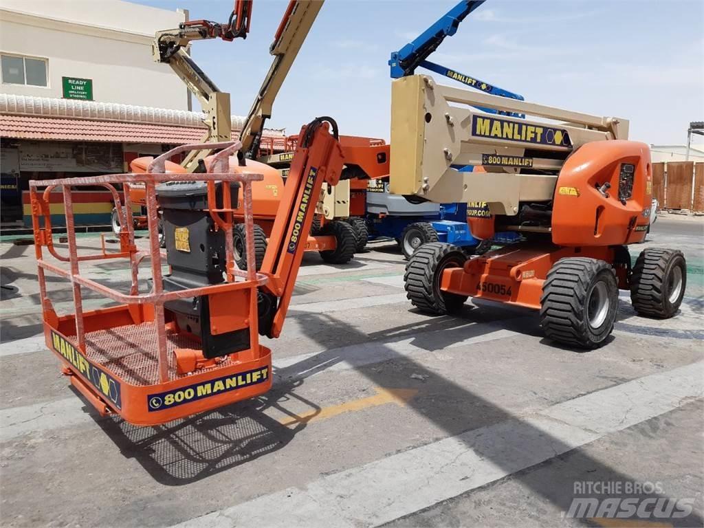 JLG 450AJ Leddede bomlifter