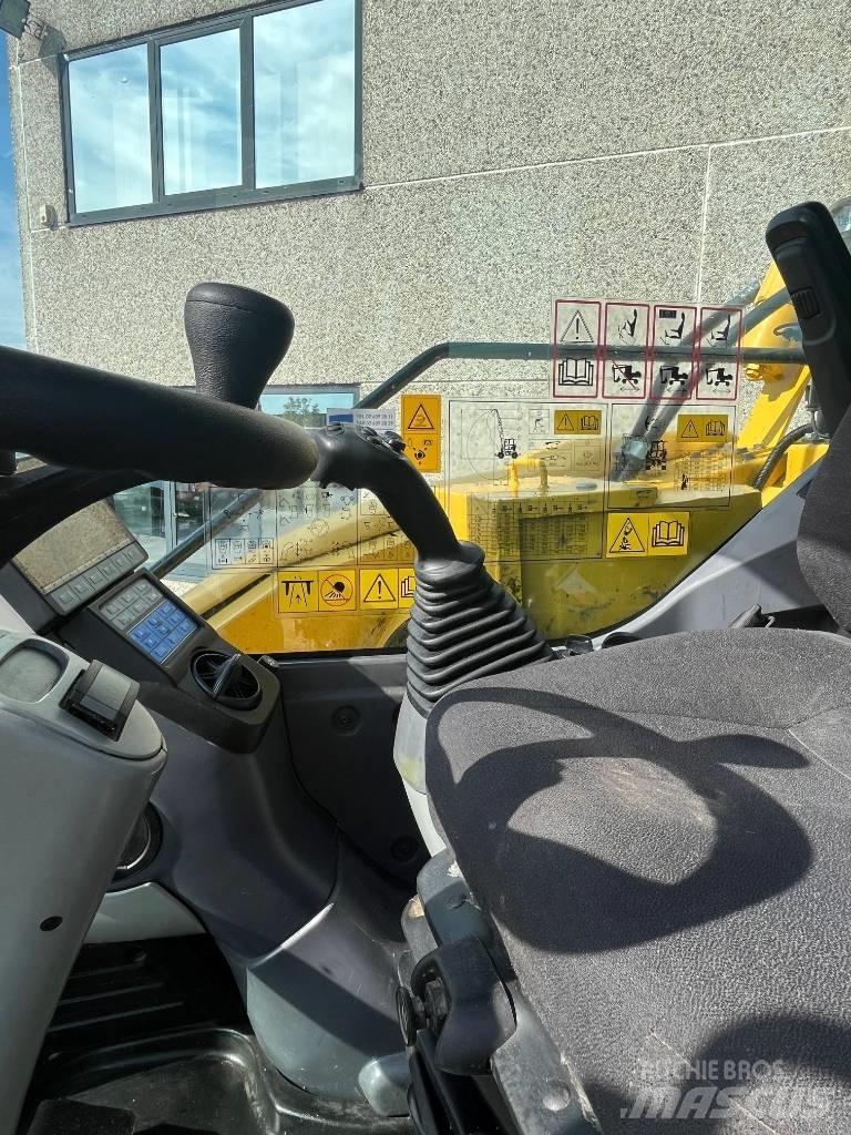 Komatsu PW98MR-10 Hjulgravere