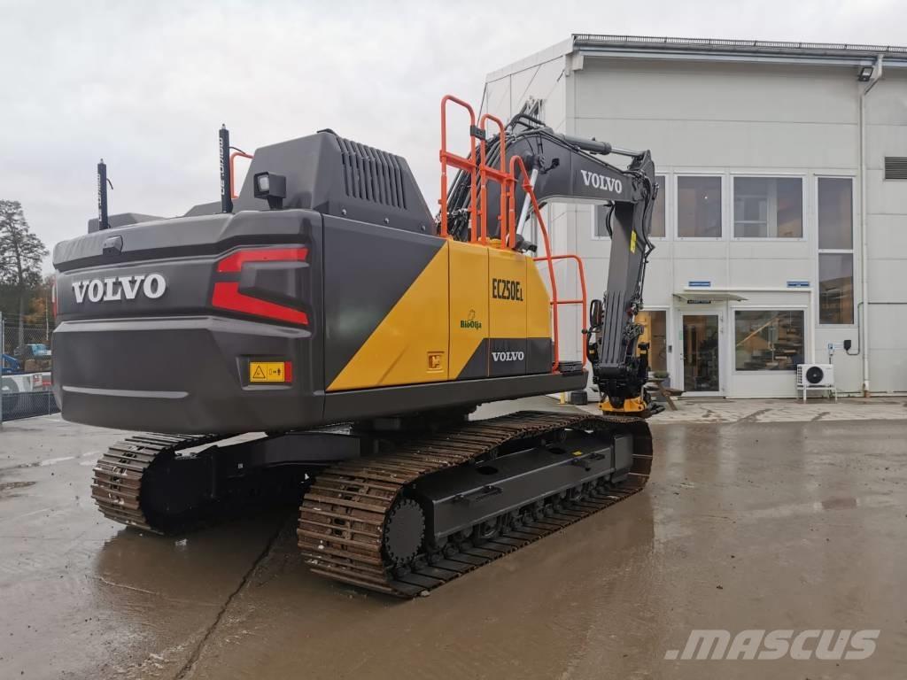 Volvo EC 250 EL Beltegraver
