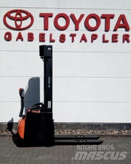 Toyota BT SWE145L Ledestablere