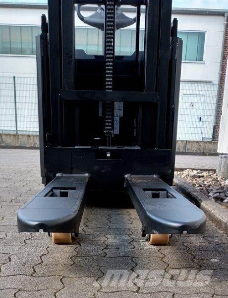 Toyota BT SWE145L Ledestablere