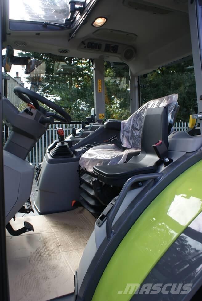 CLAAS Axos 3.120 Traktorer