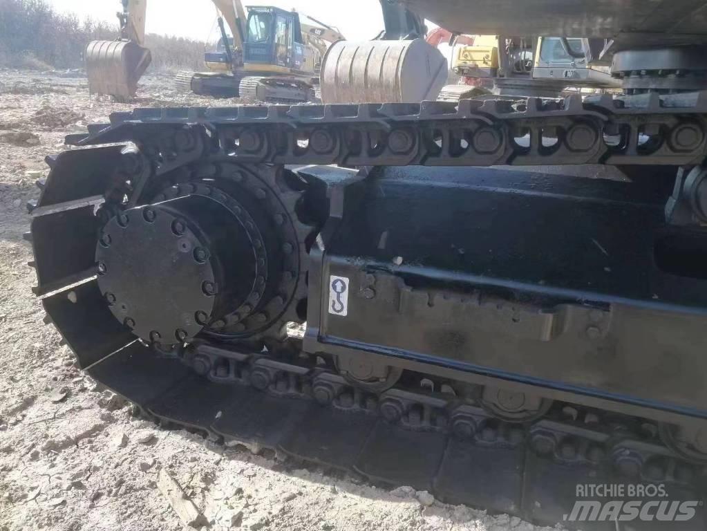 Hitachi ZX 200 Beltegraver