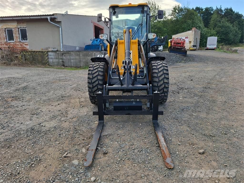JCB 409 SV Anlegg - Annet